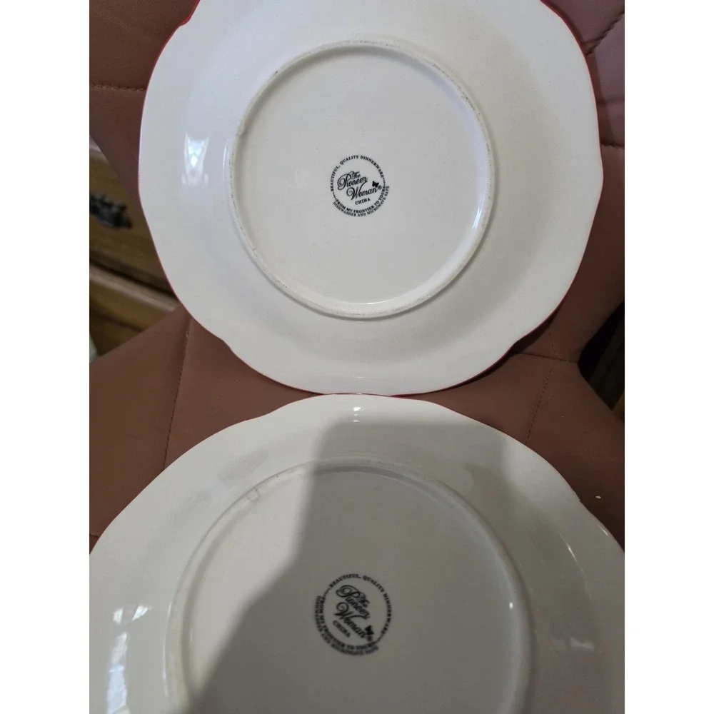 2 Pioneer Woman Happiness Dinner Plate Red Scalloped Rim Turquoise Floral Border